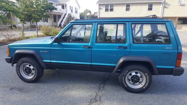 1994 Jeep Cherokee - photo 13