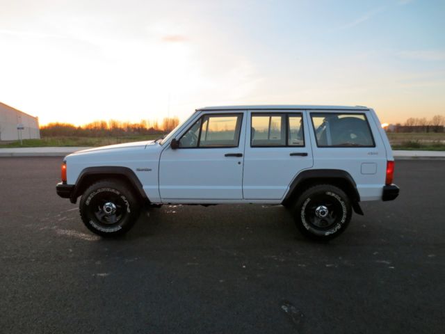 1994 Jeep Cherokee - photo 2