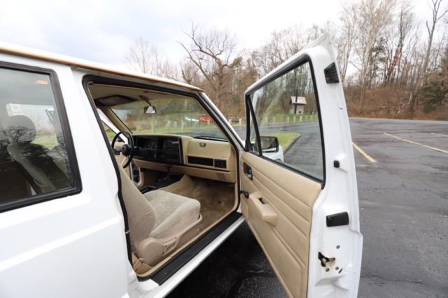 1994 Jeep Cherokee 2 door - photo 9