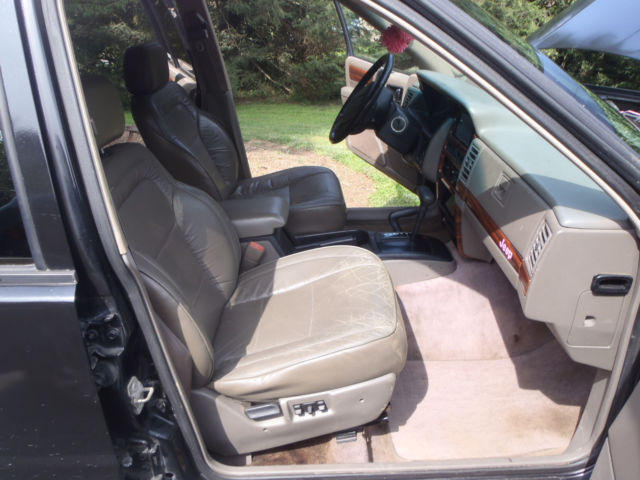 1994 Jeep Grand Cherokee Laredo Sport Utility 4-Door - photo 11