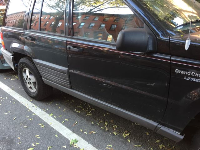 1994 Jeep Grand Cherokee Laredo Sport Utility 4-Door - photo 4