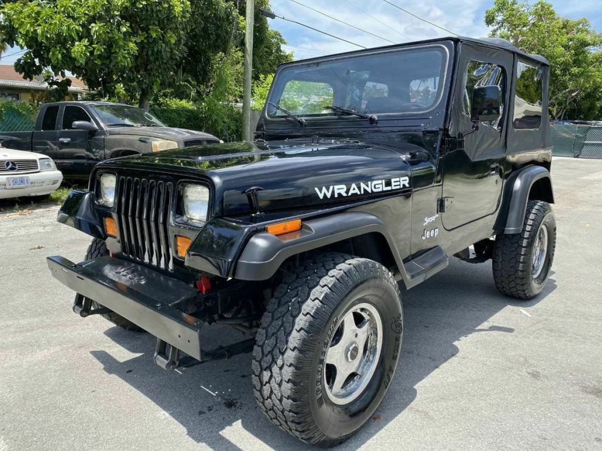 1994 Jeep Wrangler 2dr SE - photo 2