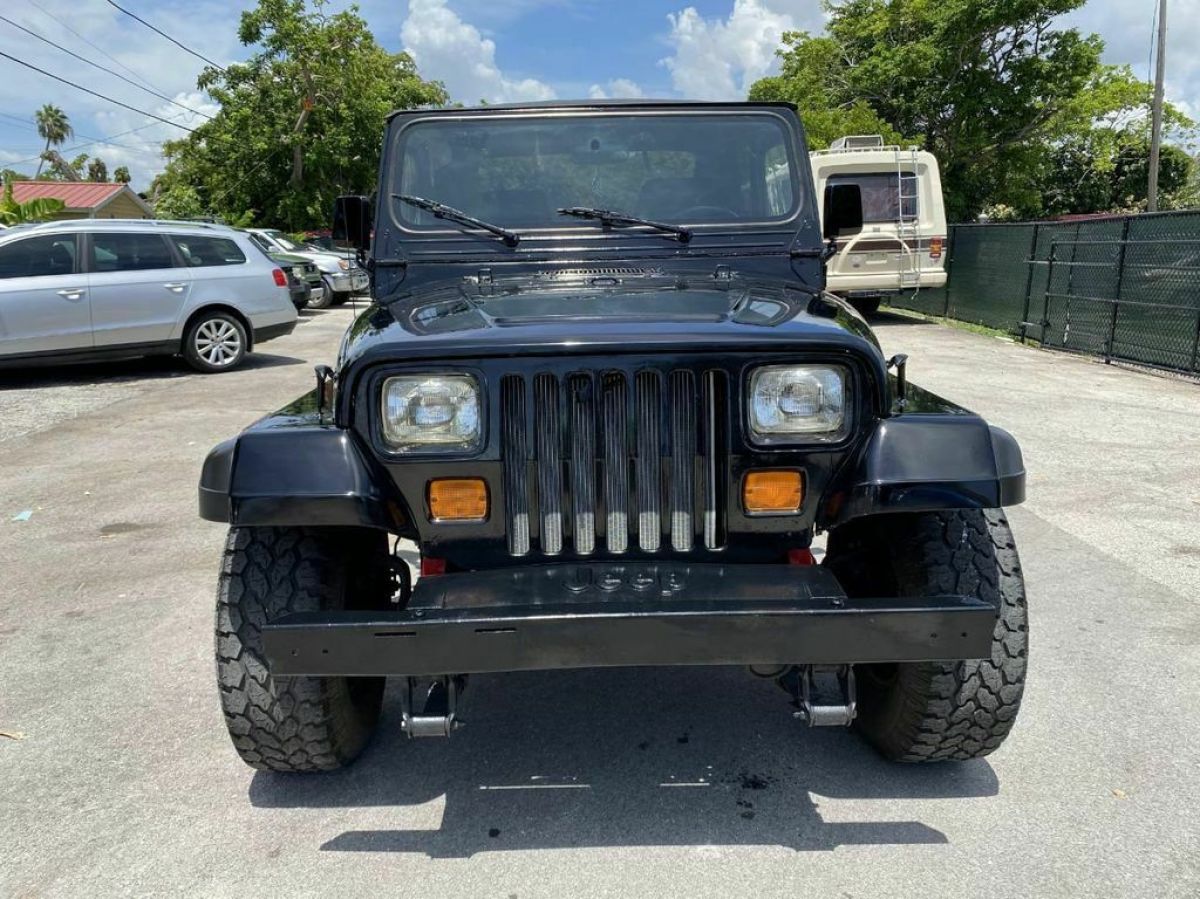 1994 Jeep Wrangler 2dr SE - photo 3