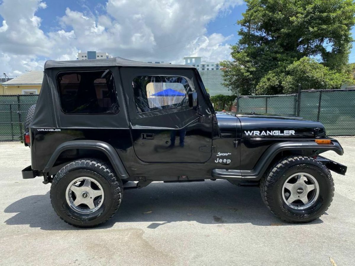 1994 Jeep Wrangler 2dr SE - photo 6