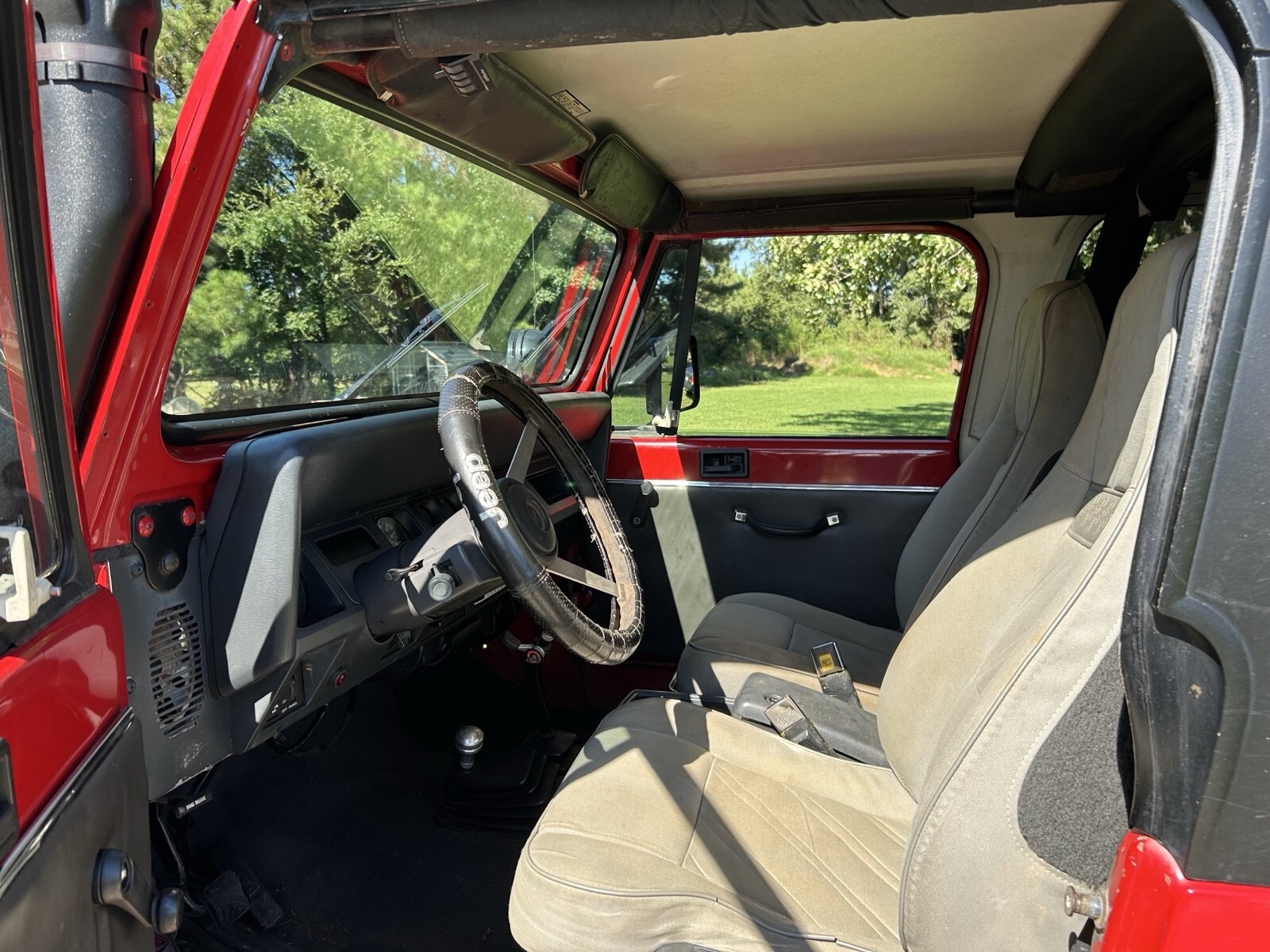 1994 Jeep Wrangler SE - photo 12