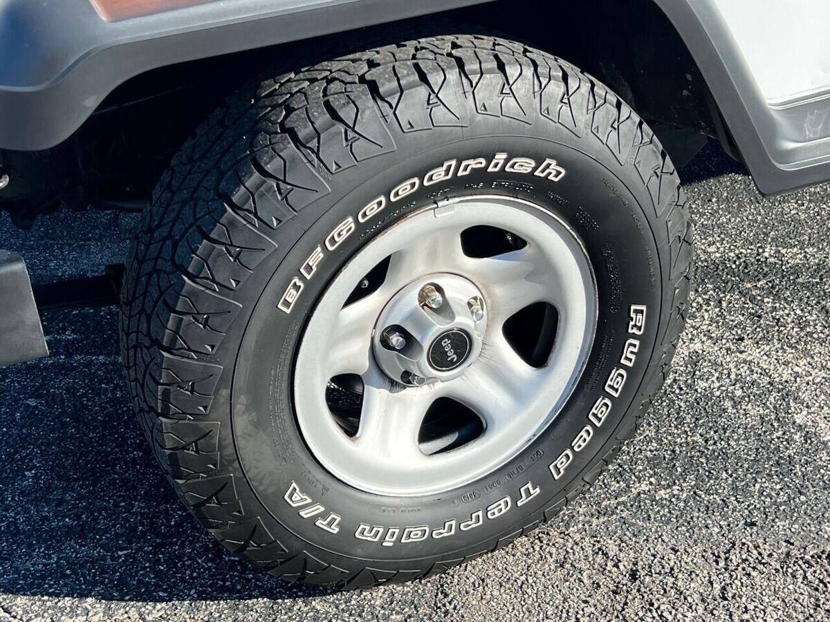 1994 Jeep Wrangler S 2dr 4WD SUV - photo 11