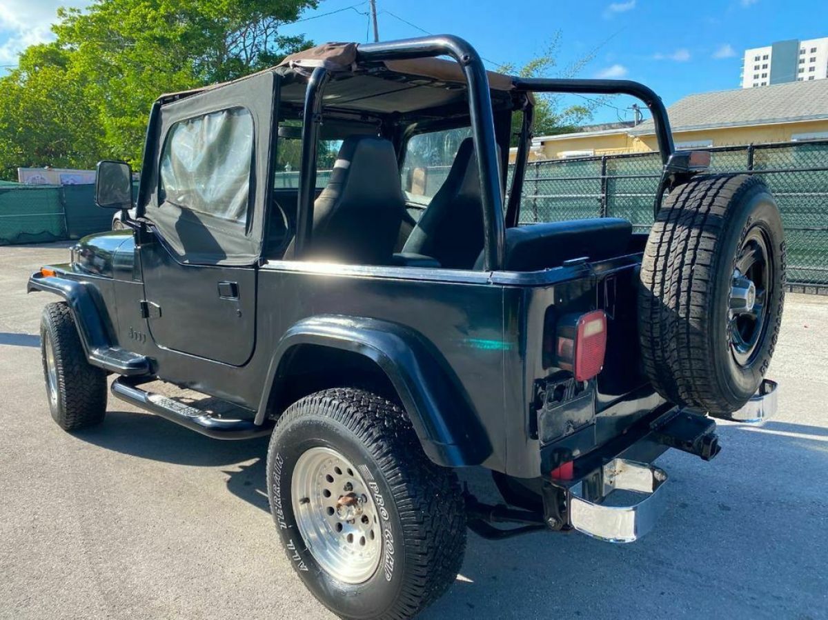 1994 Jeep Wrangler 2dr S - photo 6