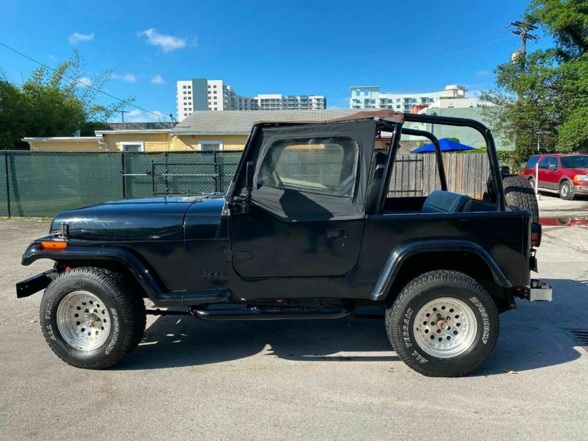 1994 Jeep Wrangler 2dr S - photo 7