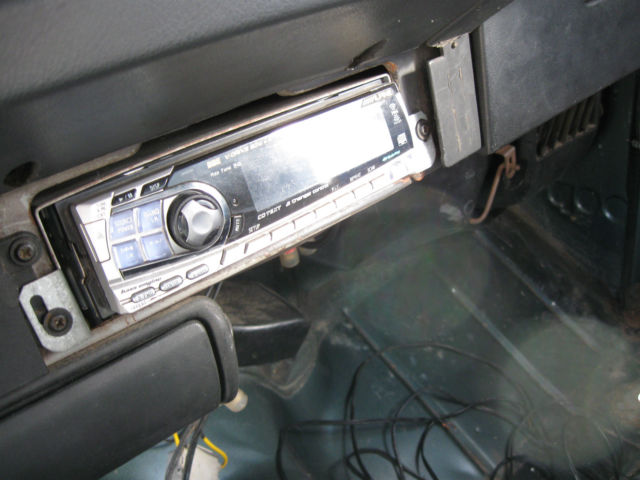 1994 Jeep Wrangler Sahara Sport Utility 2-Door - photo 6