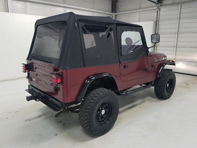 1994 Jeep Wrangler SE - photo 2