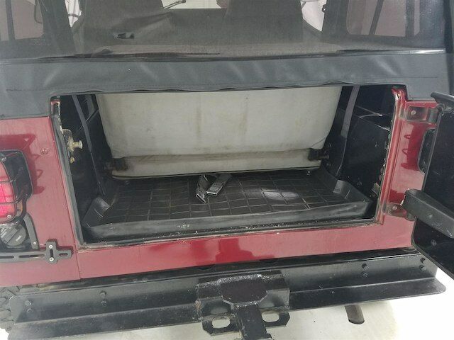 1994 Jeep Wrangler SE - photo 4