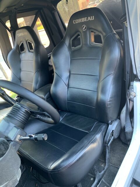 1994 Jeep Wrangler SE - photo 12