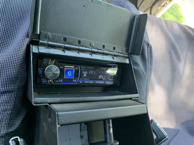 1994 Jeep Wrangler SE - photo 9