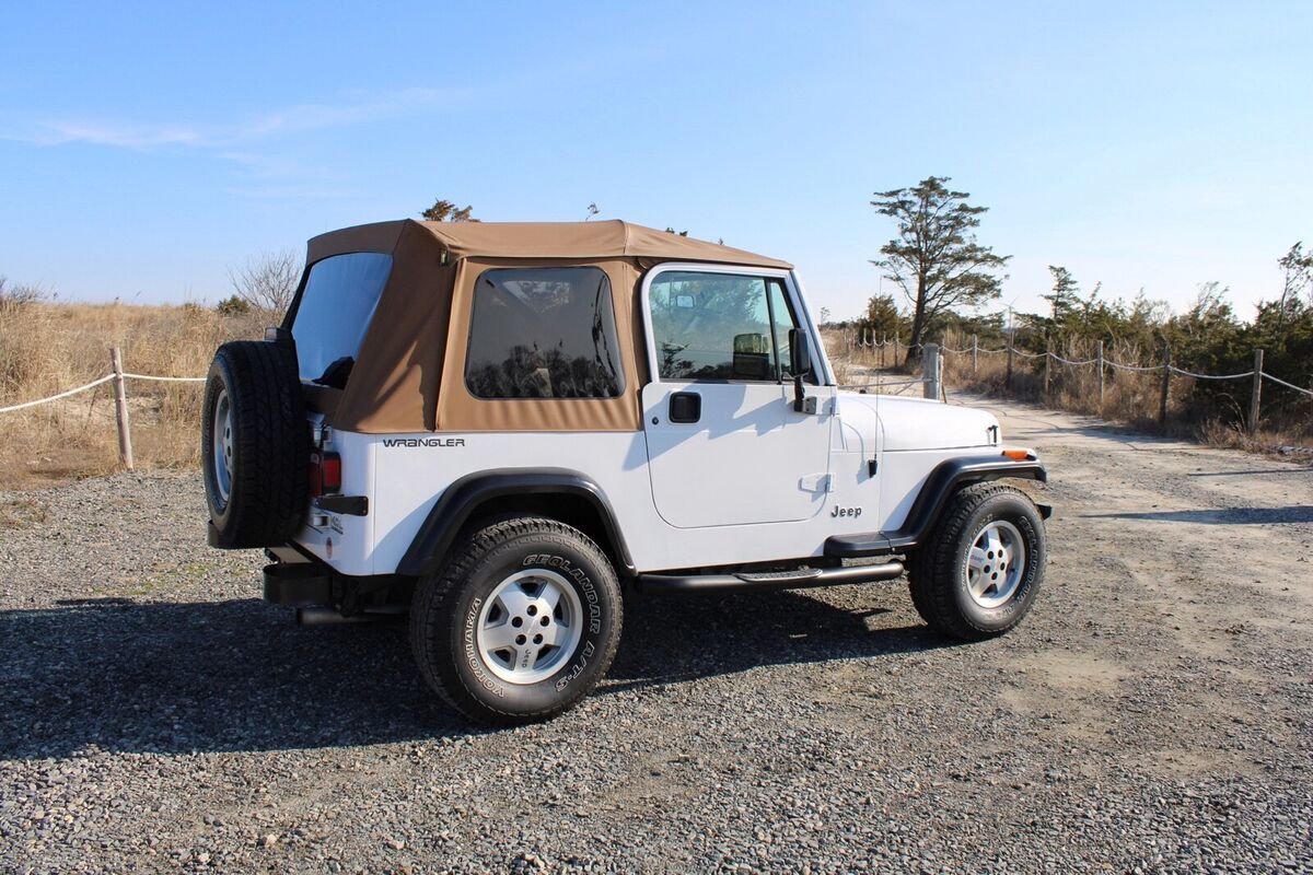 1994 Jeep Wrangler SE - photo 10