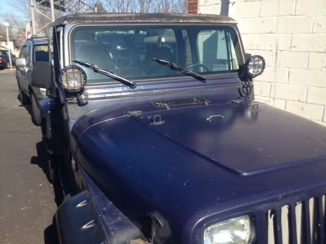 1994 Jeep Wrangler - photo 2