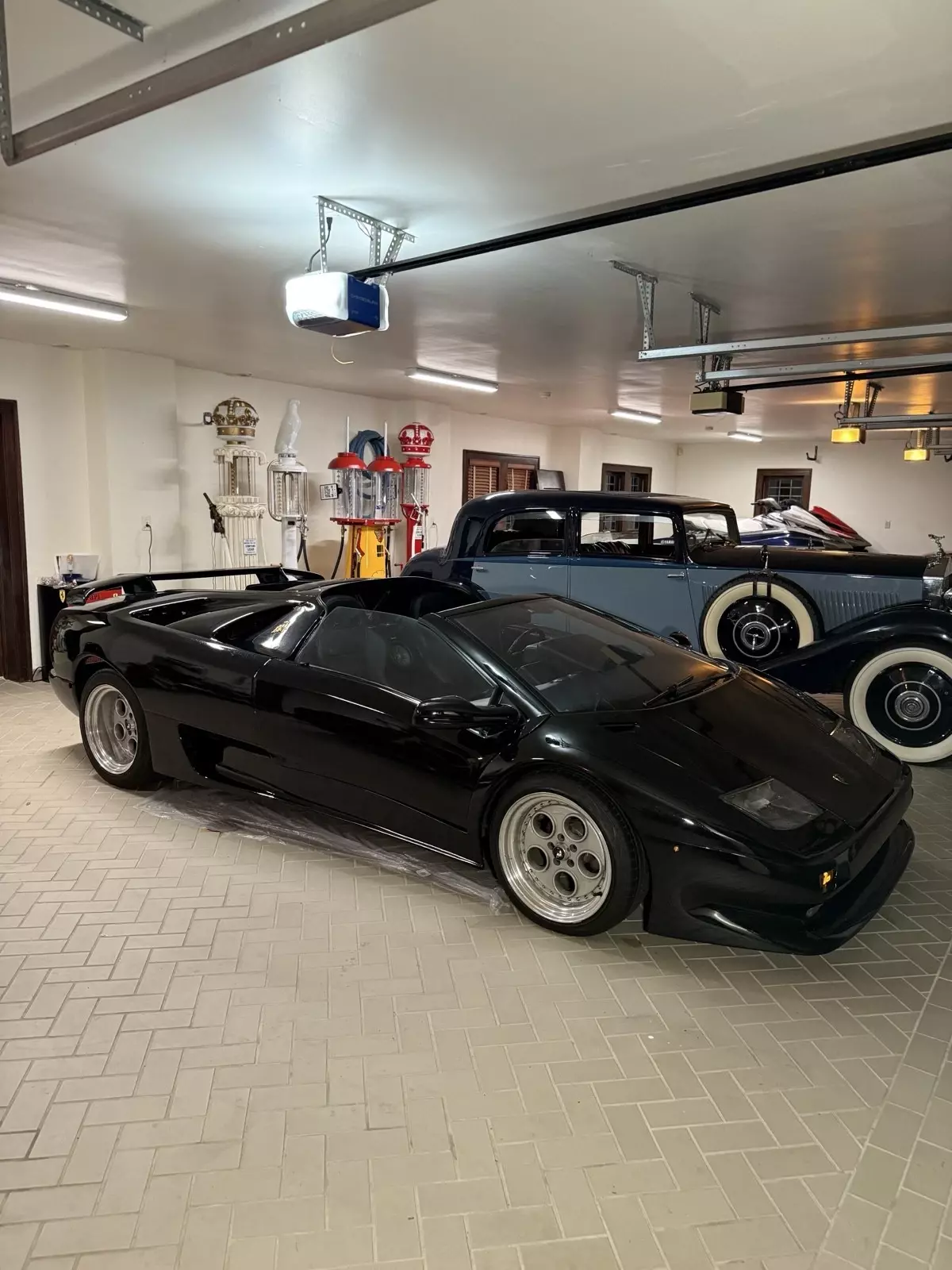 1994 Lamborghini Diablo Convertible Black Replica/Kit Diablo 1994 Lamborghini Diablo Replica/Kit Diablo