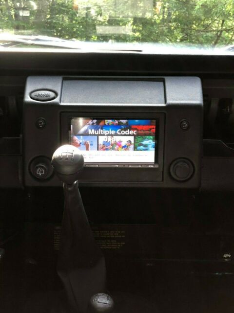 1994 Land Rover Defender - photo 11