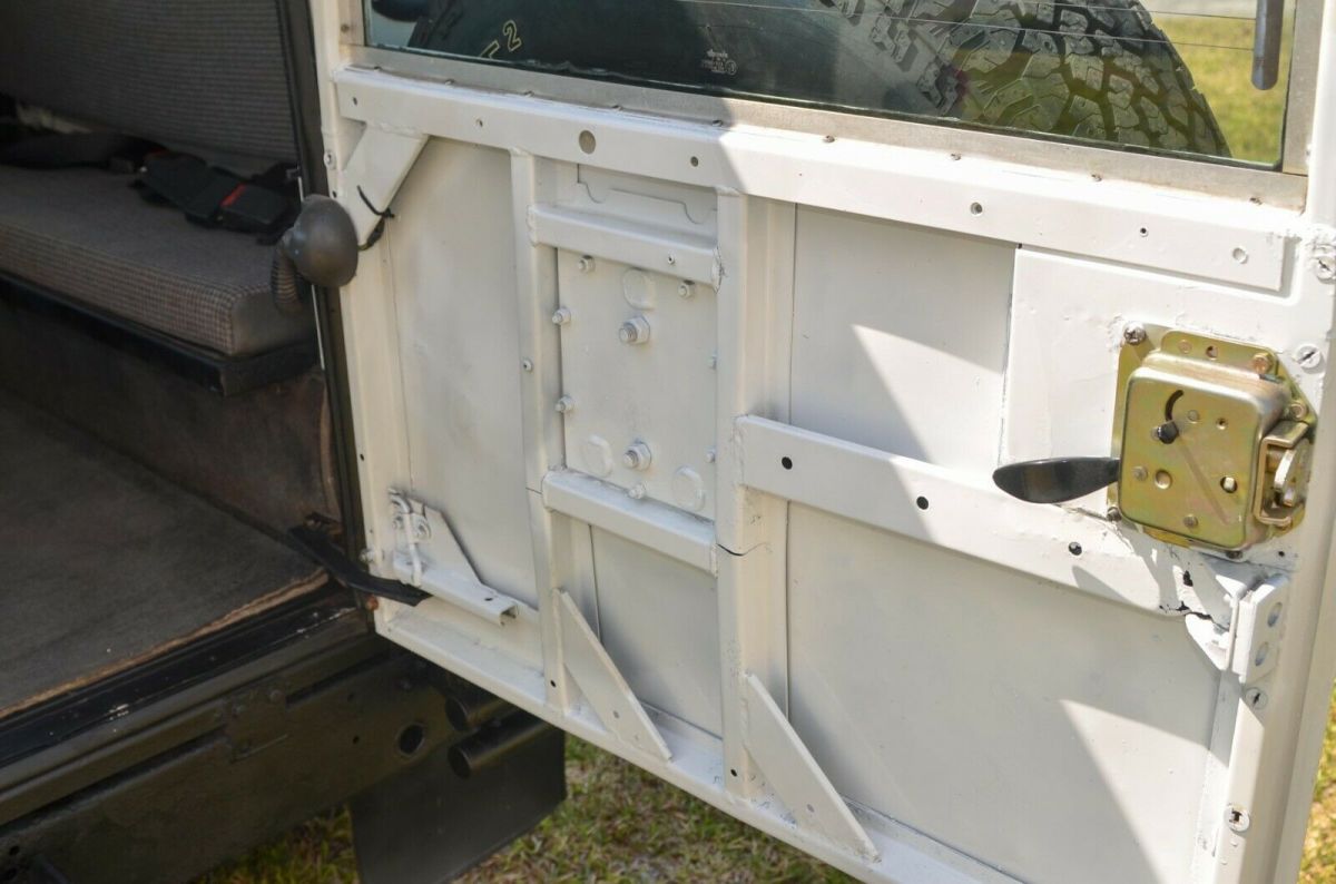 1994 Land Rover Defender defender 110 - photo 10