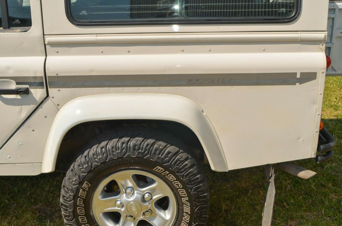 1994 Land Rover Defender defender 110 - photo 6