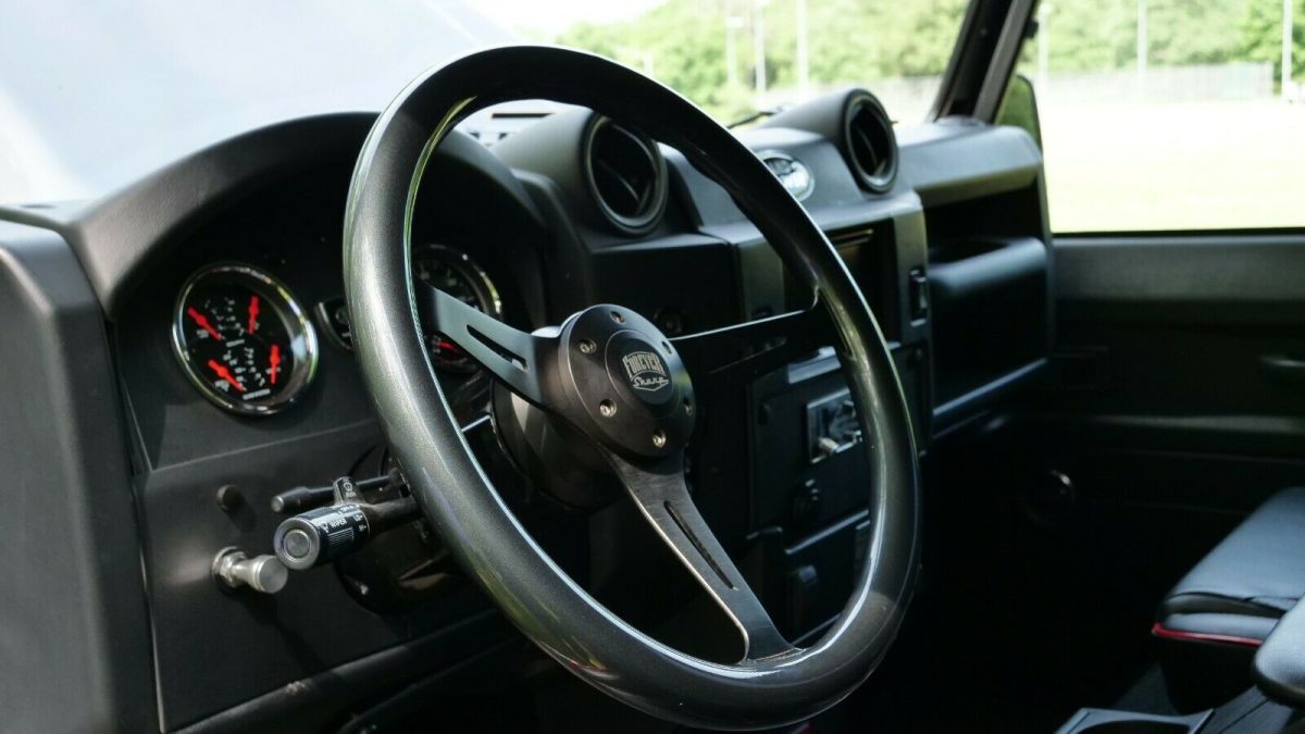 1994 Land Rover Defender Coach Built - photo 11