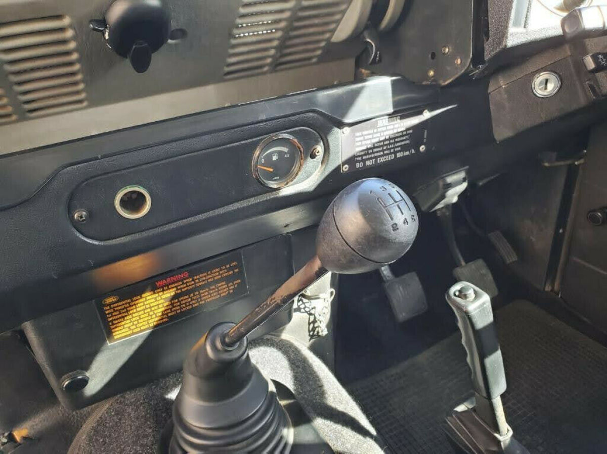 1980 Land Rover Defender - photo 11