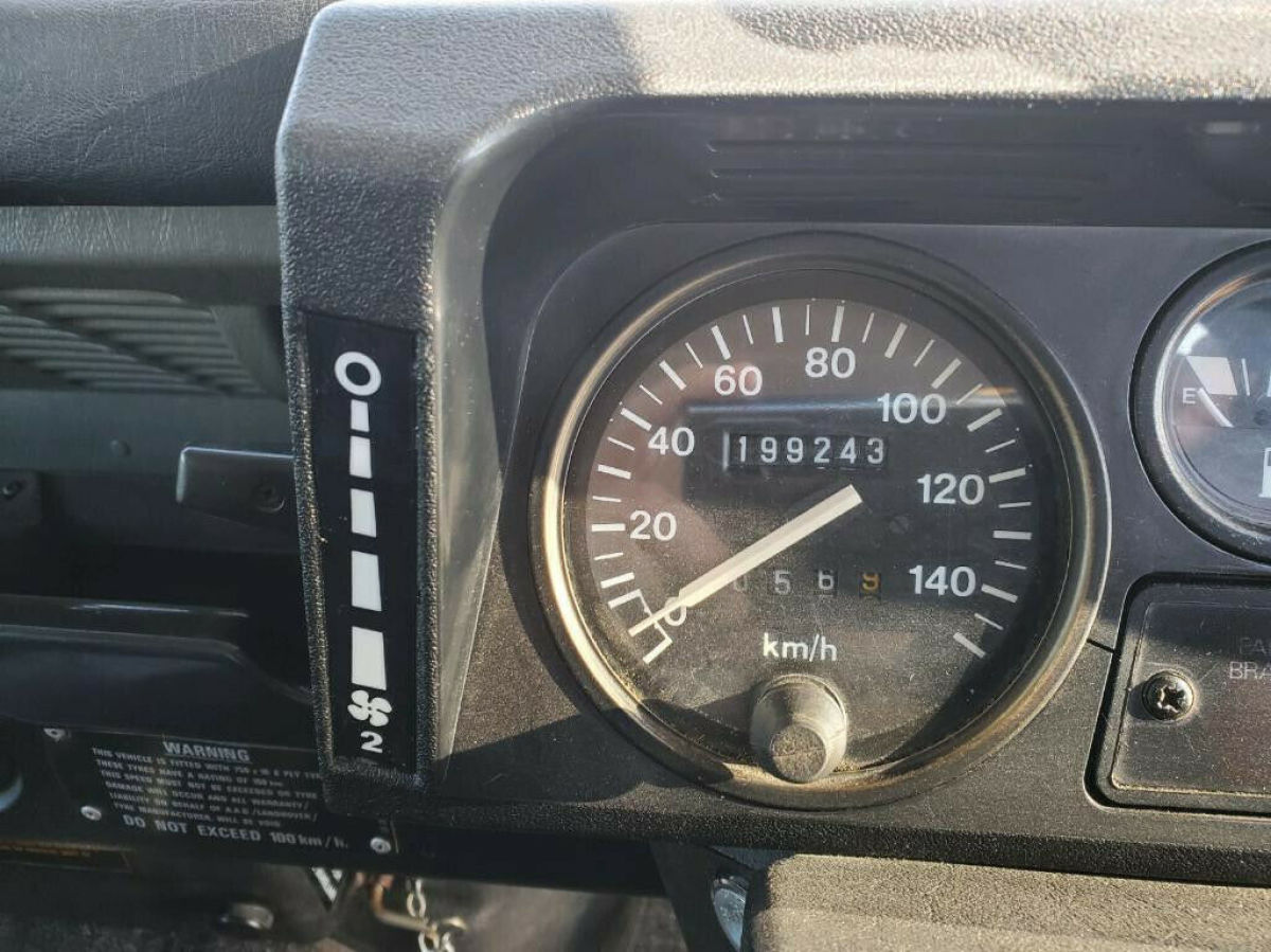 1980 Land Rover Defender - photo 12