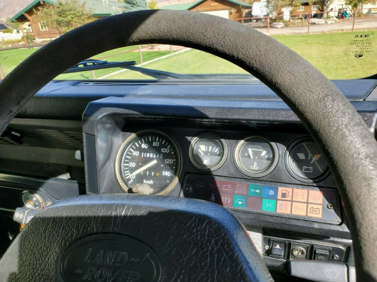 1980 Land Rover Defender - photo 3