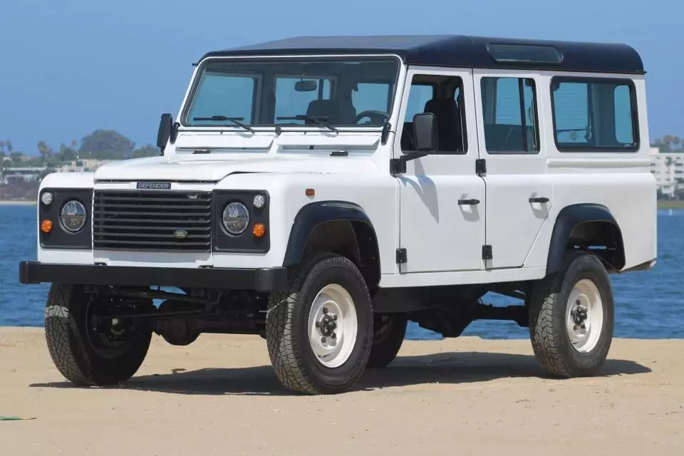 1994 Land Rover Defender 110 SUV 141 Miles White 3.0 1994 Land Rover Defender SUV