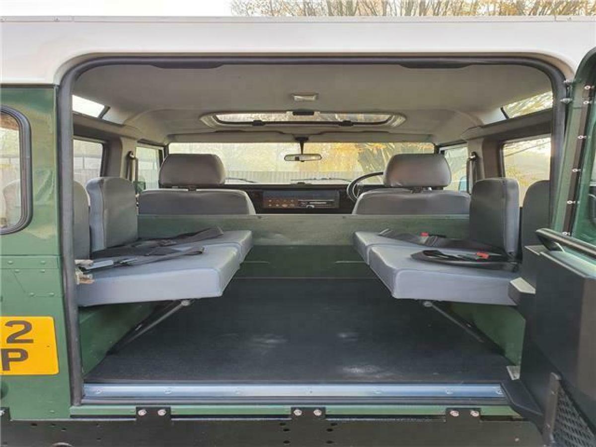 1994 Land Rover Defender - photo 11