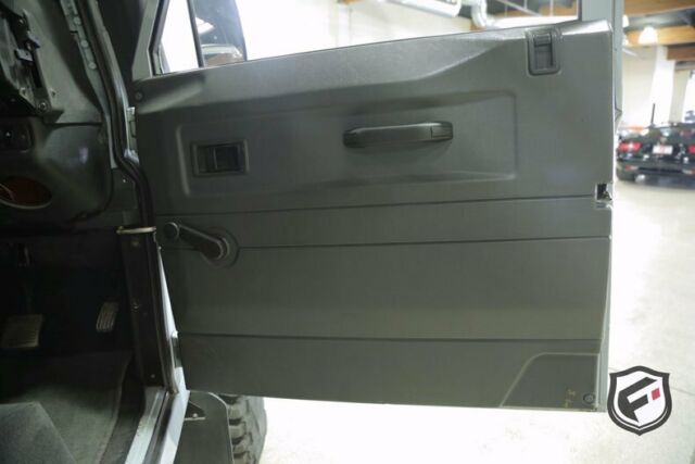 1994 Land Rover Defender 110 - photo 8