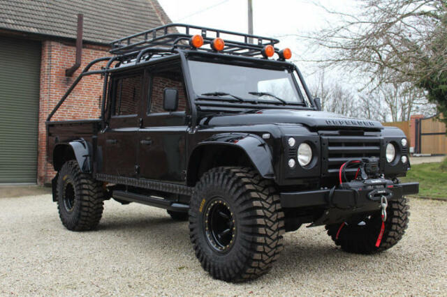 1994 Land Rover Defender 130 Spectre 007 - photo 5