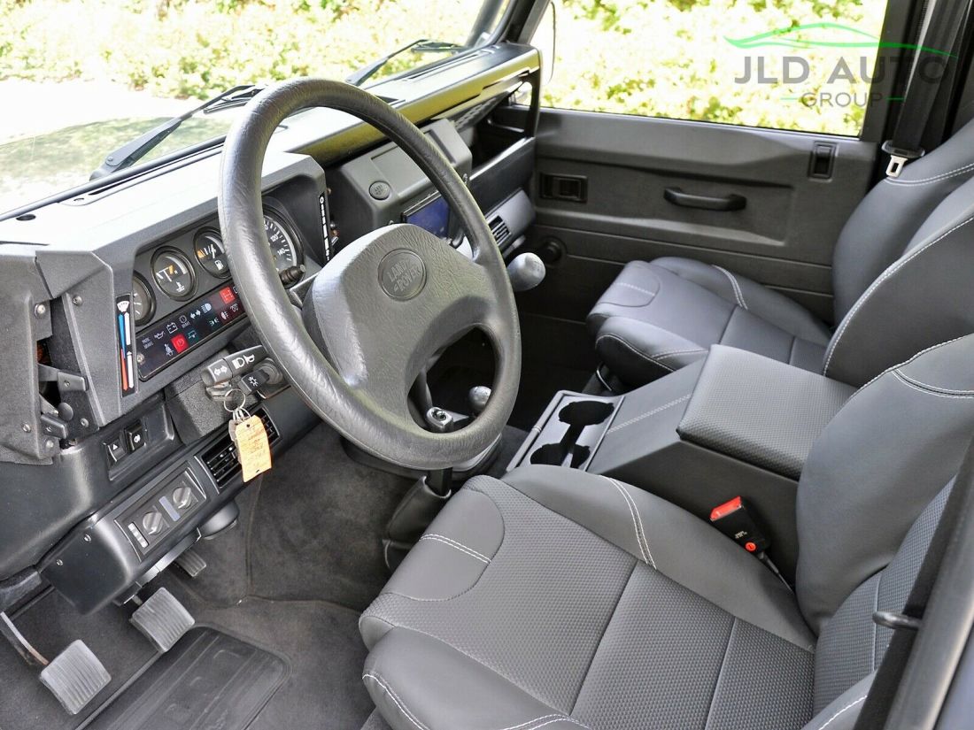 1994 Land Rover Defender 130 300TDI! Fully Restored! 1-Year Warranty! New! - photo 4