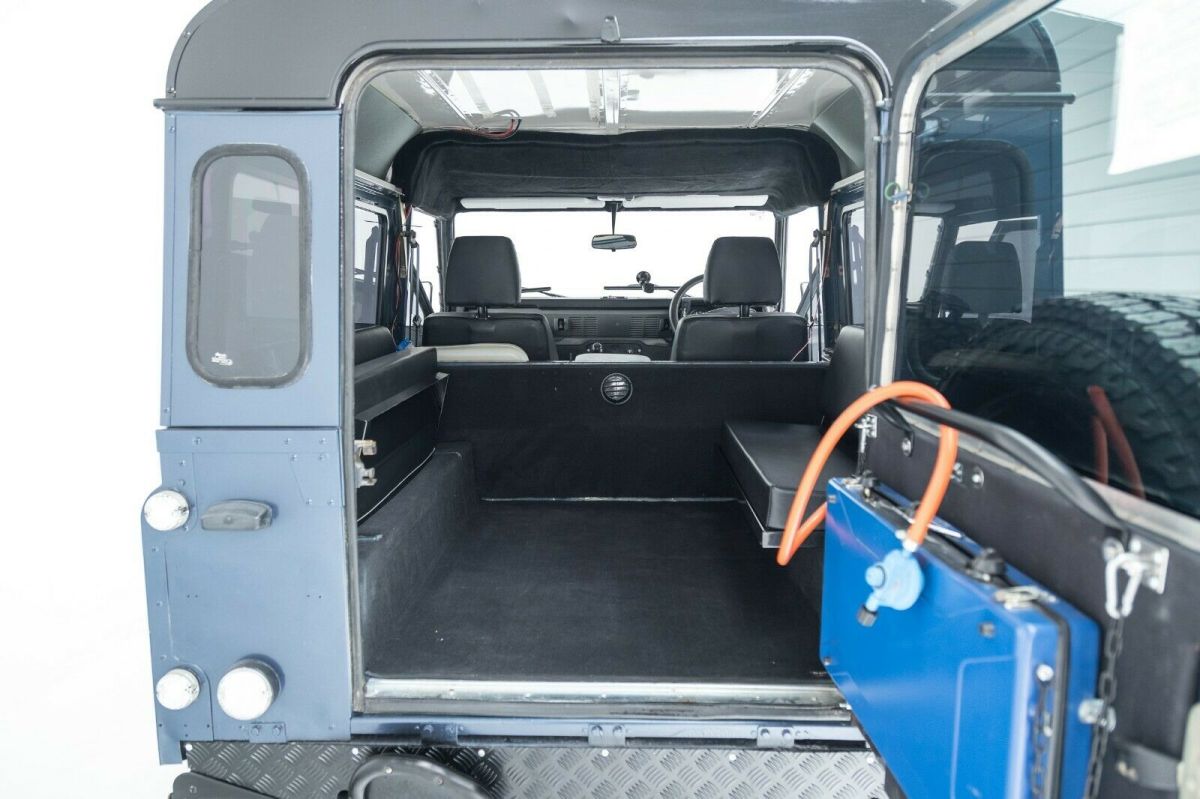 1994 Land Rover Defender - photo 11