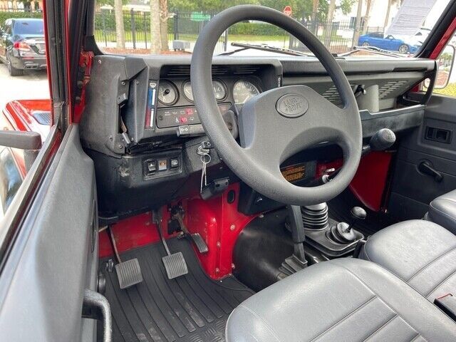 1994 LAND ROVER Defender 90 3-DOOR HARD TOP 300TDI - (COLLECTOR SERIES) - photo 7