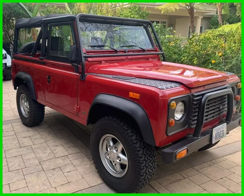 1994 Land Rover Defender 90 3.9L V8 16V SUV 1994 Land Rover Defender 90