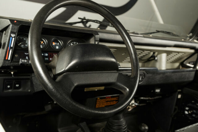 1994 Land Rover Defender CONVERTIBLE - photo 2