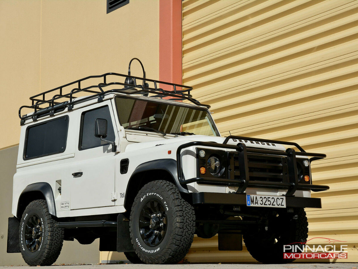 1994 Land Rover Defender 300TDI Restored! A/C! LEDs 3.25% Fin. 561-445-5093 - photo 5