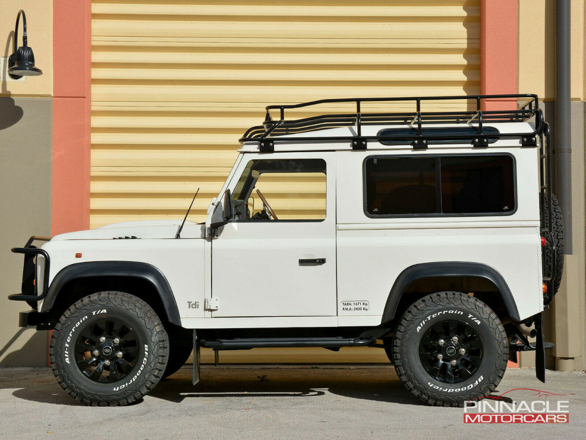 1994 Land Rover Defender 300TDI Restored! A/C! LEDs 3.25% Fin. 561-445-5093 - photo 7