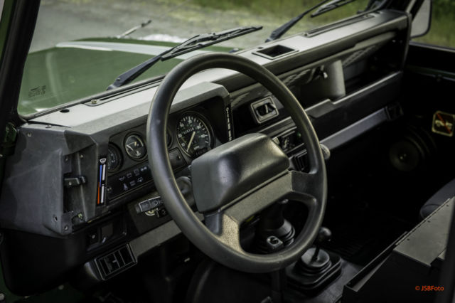 1994 Land Rover Defender Soft Top w/ Hard Top - photo 12