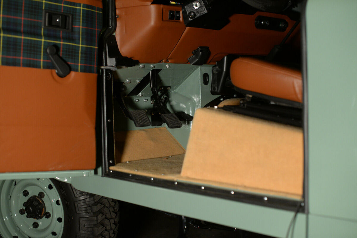 1994 Land Rover Defender 90 - photo 12