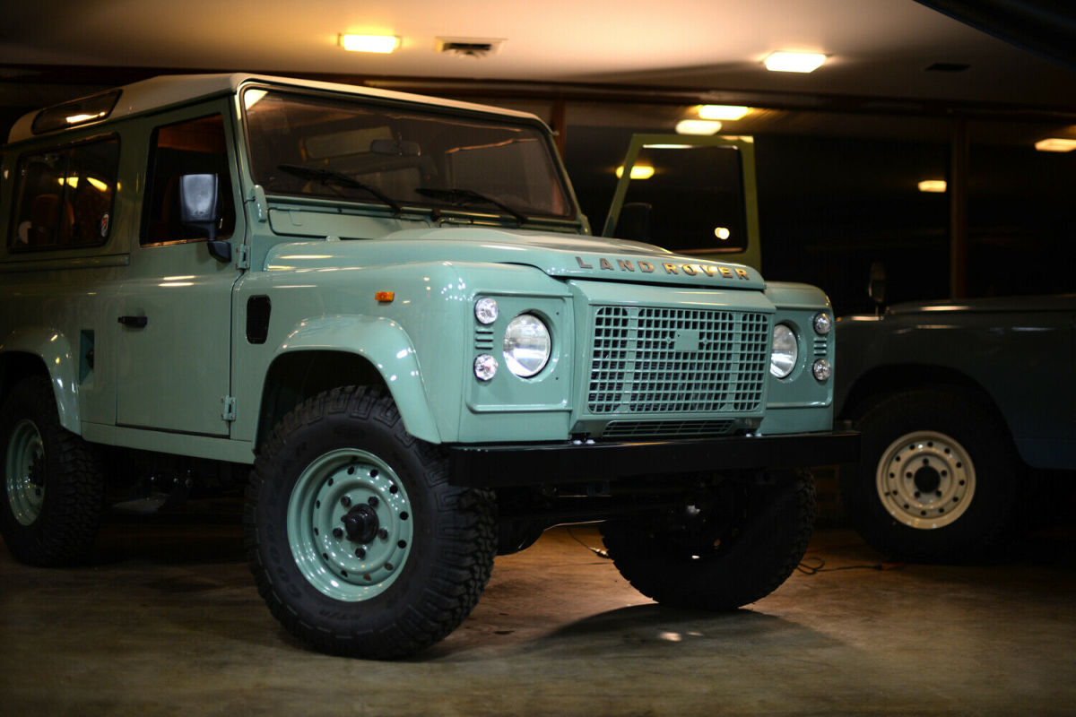 1994 Land Rover Defender 90 - photo 2