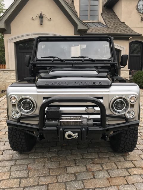 1994 Land Rover Defender 90 NAS Production #751 1994 Land Rover Defender