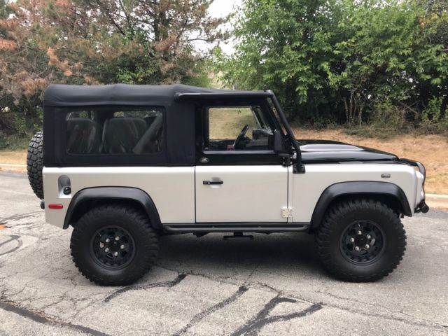 1994 Land Rover Defender - photo 3