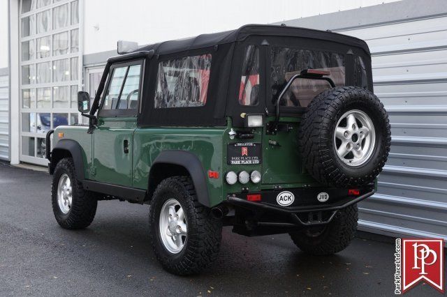 1994 Land Rover Defender -- - photo 5