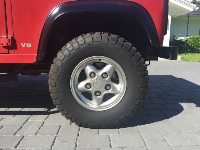 1994 Land Rover Defender Base Sport Utility 2-Door - photo 9