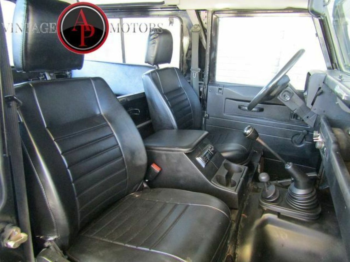 1994 Land Rover Defender D90 300TDI 5 SPEED! - photo 5
