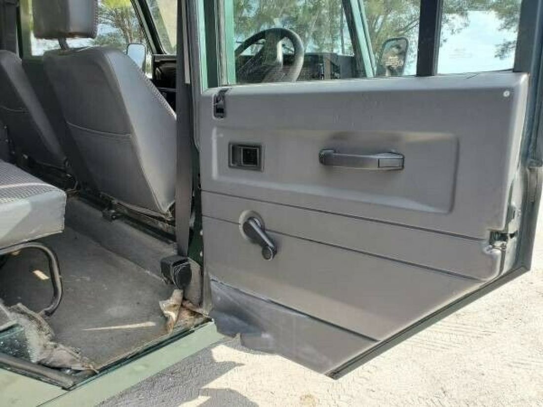 1980 Land Rover Defender defender 110 - photo 2