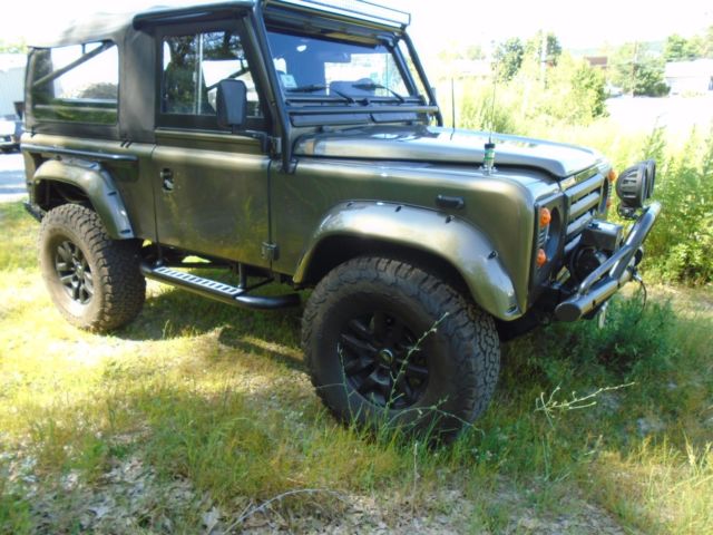 1994 Land Rover Defender - Recently Refurbished 1994 Land Rover Defender