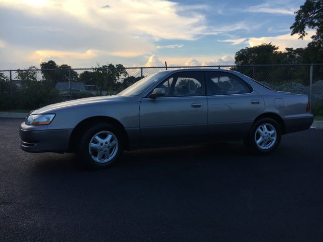 1994 Lexus ES - photo 2