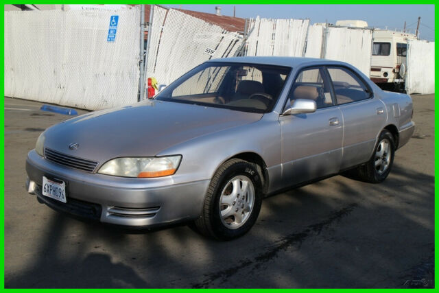 1994 Lexus ES300 Automatic 6 Cylinder NO RESERVE 1994 Lexus ES ES300